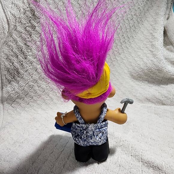Vintage Russ Troll Doll Construction Worker 5" Fuscia Hair Hammer Original - Picture 2 of 3